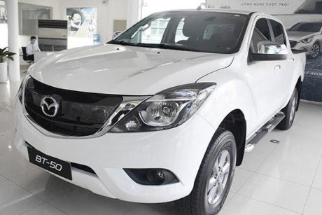 Loạt xe ôtô Mazda tại Việt Nam giảm giá tháng 10/2017 hình 10.