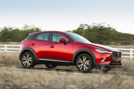 Loạt xe ôtô Mazda tại Việt Nam giảm giá tháng 10/2017 hình 13.