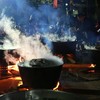 Những chuyến xe Hà Nội chở nặng nghĩa đồng bào hối hả vào miền Trung