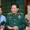 Bộ trưởng Bộ Quốc phòng: "Tạo điều kiện tốt nhất cho vợ con liệt sỹ hi sinh trong mưa lũ miền Trung"