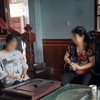 Chưa đủ 16 tuổi làm bạn cùng lớp mang thai có bị xử lý về hành vi hiếp dâm?