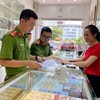 Đánh trúng, đánh mạnh, vô hiệu hóa, làm tan rã các ổ nhóm tội phạm hình sự