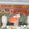 Tiếp thêm sức mạnh cho nhân dân và Công an tỉnh Quảng Ngãi đối phó với bão lũ