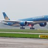 Bộ Giao thông yêu cầu Vietnam Airlines kiểm điểm trách nhiệm vụ tiếp viên làm lây lan dịch