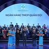MB được vinh danh “Ngân hàng tiêu biểu về tín dụng xanh” và “Ngân hàng đồng hành cùng doanh nghiệp SME”
