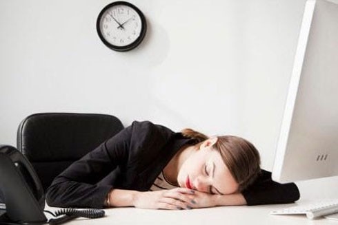 Ngủ trưa cần thực hiện như thế nào để không gây ra đau đầu và mệt mỏi?
