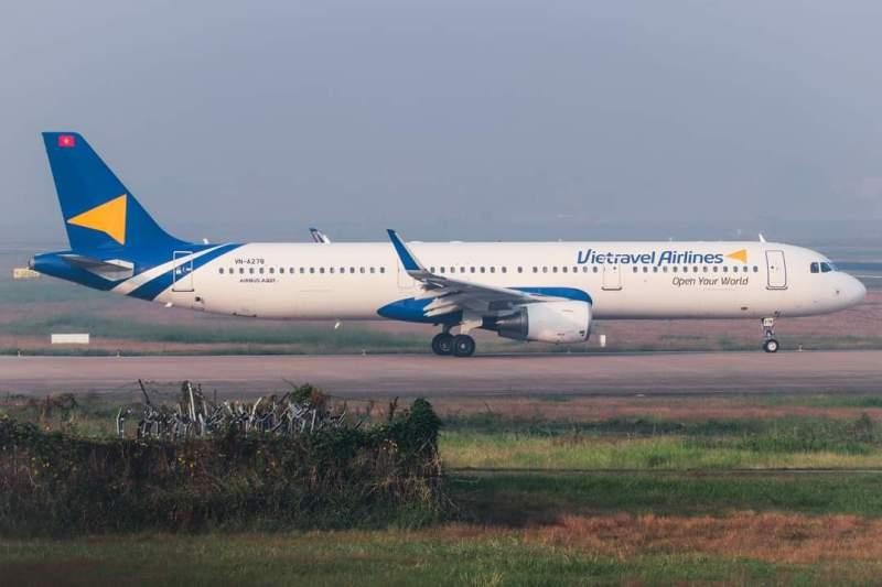 Những hình ảnh mới nhất về tàu bay đầu tiên Vietravel Airline tại Cảng hàng  không quốc tế Tân Sơn Nhất