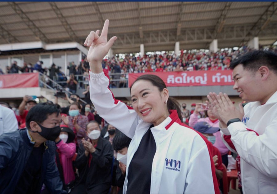 ลูกสาวอดีตนายกฯ ทักษิณ ยังคงเป็นปริศนาในการเลือกตั้งไทย