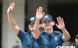 Siwon và Changmin cực điển trai trong ngày xuất ngũ