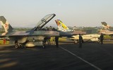 [ẢNH] Chiến đấu cơ F-16 bay trên bầu trời Venezuela trong ngày quốc khánh