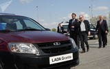 [ẢNH] Những chiếc xe nào đã từng được Tổng thống Nga Vladimir Putin sử dụng?