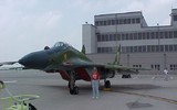 [ẢNH] Mỹ làm cách nào để có được cả phi đội Su-27, MiG-29 hiện đại của Liên Xô?