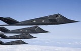 [ẢNH] F-117A Nighthawk phải hạ cánh khẩn cấp khi âm thầm xâm nhập Syria, nghi bị trúng đạn?