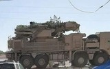 [ẢNH] Pantsir-S1 Syria bị máy bay không người lái Thổ Nhĩ Kỳ tiêu diệt từ cự ly chỉ vài km?