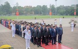 Lãnh đạo Đảng, Nhà nước và các ĐBQH viếng Lăng Chủ tịch Hồ Chí Minh trước kỳ họp Quốc hội