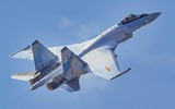 Chiến đấu cơ Su-35 Nga bay ‘sượt’ qua đầu máy bay trinh sát Mỹ ở cự ly chỉ 1,5m 