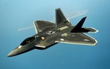 'Chim ăn thịt' F-22 Mỹ sập càng, mài thân xuống đường băng