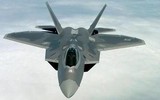 'Chim ăn thịt' F-22 Mỹ sập càng, mài thân xuống đường băng