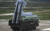 Tên lửa Iskander-M Nga đang thị uy tại Ukraine khiến Đức lạnh gáy
