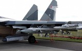 'Chiến thần' Su-35S Nga bắn liền ba tên lửa R-77 về phía chiến đấu cơ Ukraine