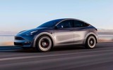 Rơi từ độ cao 80 m, gia đình 4 người trong xe Tesla Model Y vẫn sống sót thần kỳ