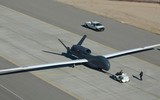 Nga lệnh chiến đấu cơ xua đuổi UAV tàng hình siêu đắt đỏ Mỹ gần bán đảo Crimea