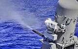Tên lửa Houthi suýt xuyên thủng lá chắn trên chiến hạm Mỹ