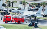 Lo ngại sóng thần, tiêm kích F-15J Nhật Bản đồng loạt 'tràn' lên mặt đường