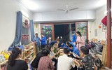 Đi khắp ngõ, gõ từng nhà hỗ trợ người dân trở thành “Công an Thủ đô số - iHanoi”