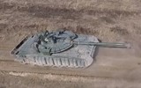 Ukraine tung ngay xe tăng T-80BVM chiến lợi phẩm vào chiến trường