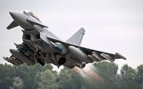 Tiêm kích J-10CE 'thách thức' Eurofighter Typhoon trong không chiến đối kháng