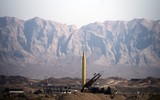 Tên lửa đạn đạo chống hạm Iran trong tay Houthi gây ác mộng cho tàu sân bay Mỹ