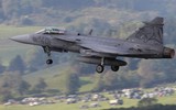 Nguyên nhân nào khiến tiêm kích JAS 39 Gripen không thể tới Ukraine?