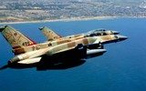 Bức tường lửa dài hàng km khi Israel giáng đòn nặng nề vào lực lượng Houthi 