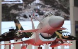 Tiêm kích J-10CE đánh bại bản nâng cấp của F-16