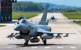 Tiêm kích J-10CE đánh bại bản nâng cấp của F-16