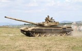 Xe tăng T-72 thất thế trước Leopard 2A4 khi ‘thiếu một đôi tay'