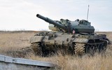 Xe tăng T-62M chiến lợi phẩm trở thành 'quái thú' trong tay binh sĩ Ukraine