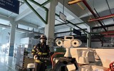 'Mãn nhãn' với robot chữa cháy hiện đại của Cảnh sát PCCC và CNCH Hà Nội