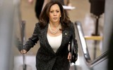 Giải mã phong cách thời trang quyền lực của bà Kamala Harris 