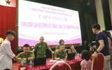 Công an Hà Nội cấp căn cước cho con em cán bộ, chiến sĩ