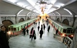 Bên trong nhà ga tàu điện ngầm sâu nhất thế giới ở Triều Tiên