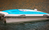 Robot thông minh hút 500kg/lần rác trôi nổi trên sông