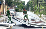 Những hình ảnh đẹp về Công an Hà Nội tập trung hỗ trợ nhân dân khắc phục cơn bão số 3