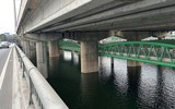 Cầu vòm sắt vượt hồ Linh Đàm 65 tỷ đồng vắng người qua lại