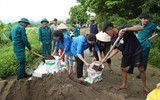 Hàng nghìn hộ dân Hà Nội vẫn ngập trong nước lũ sông Bùi