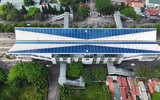 Người dân háo hức trải nghiệm tàu metro Nhổn- Ga Hà Nội ngày đầu vận hành