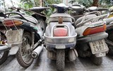 Cận cảnh hơn 200 xe máy vô chủ nằm phủ bụi ở khu HH Linh Đàm 