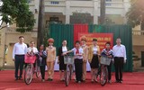 Những 