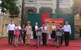Những 
